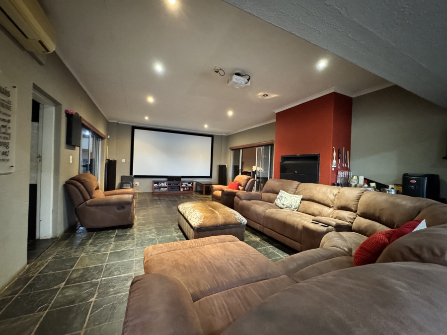 4 Bedroom Property for Sale in Wilkoppies North West